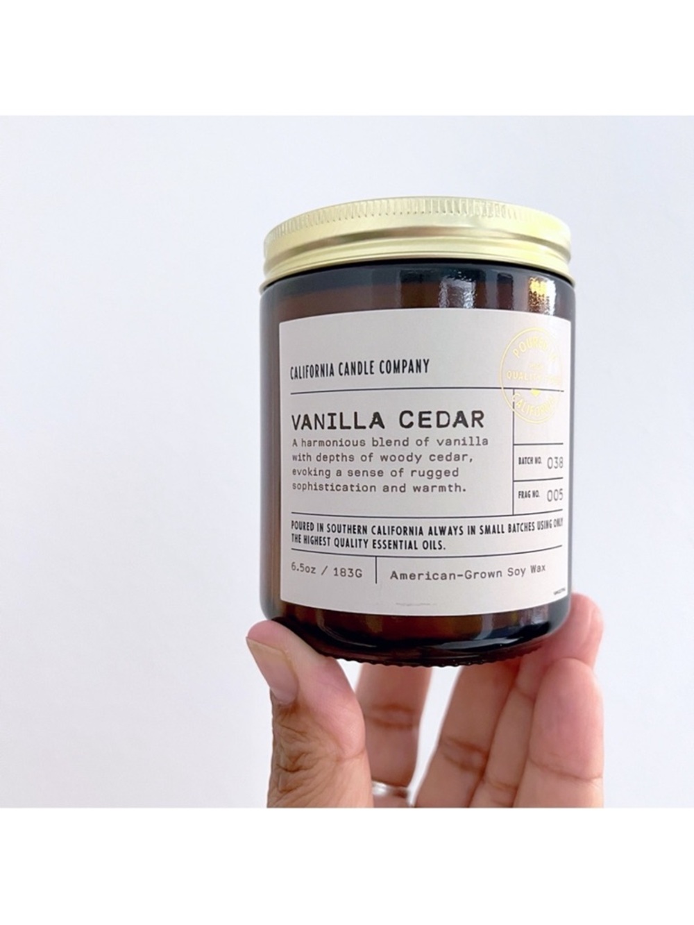 Leoben Company Vanilla Cedar Scented Candle